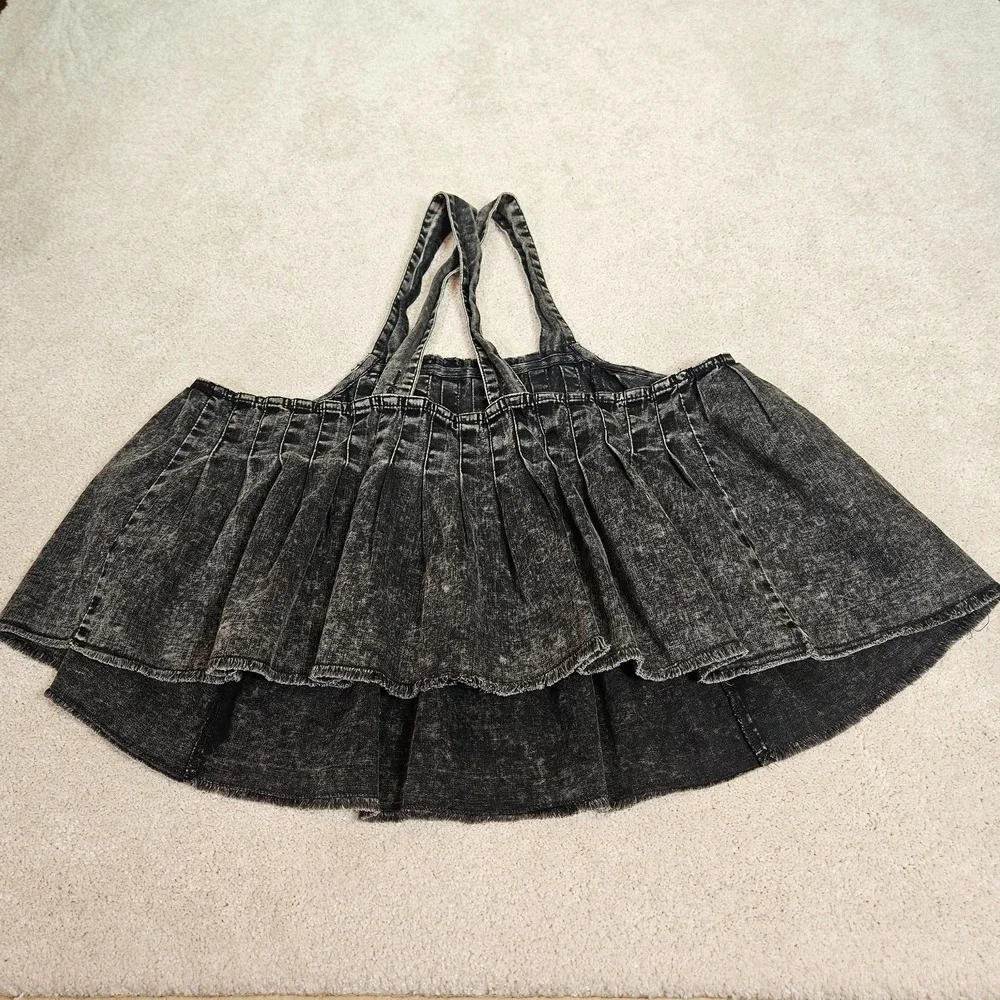 Free People trendy feminine everyday